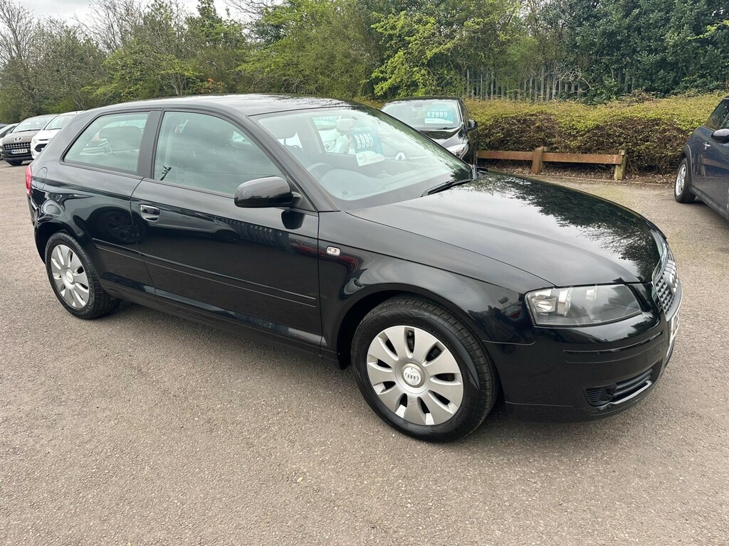 Audi A3 1.6 Special Edition Black #2