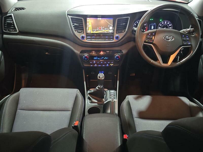 Hyundai Tucson 1.6 Gdi Blue Drive Se Nav Euro 6 S S SH66WWT  #2