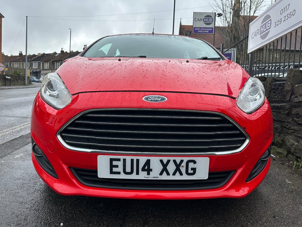 Ford Fiesta 1.25 Zetec Hatchback Euro 5 82 EU14XXG Red #3