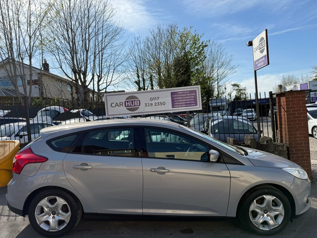 Ford Focus 1.6 Edge Hatchback Euro 5 105 P MA12XGS Silver #5
