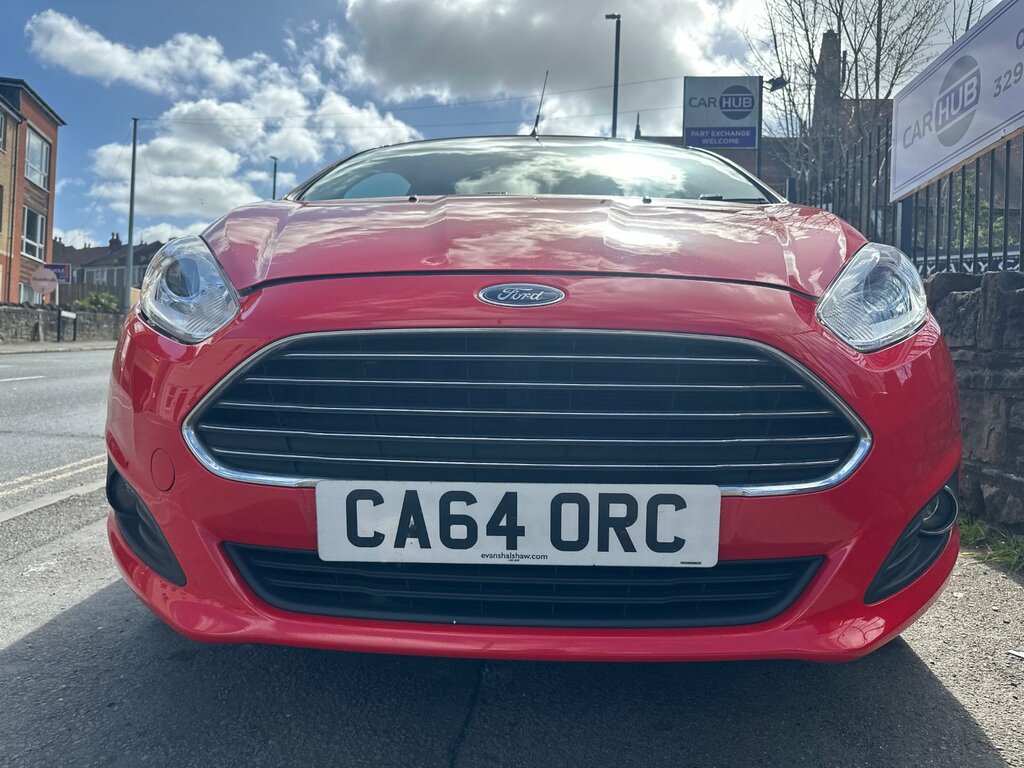 Ford Fiesta 1.25 Zetec Hatchback Euro 5 82 CA64ORC Red #2