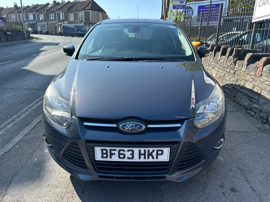 Ford Focus 1.6 Zetec Hatchback Euro 5 105 BF63HKP Grey #3