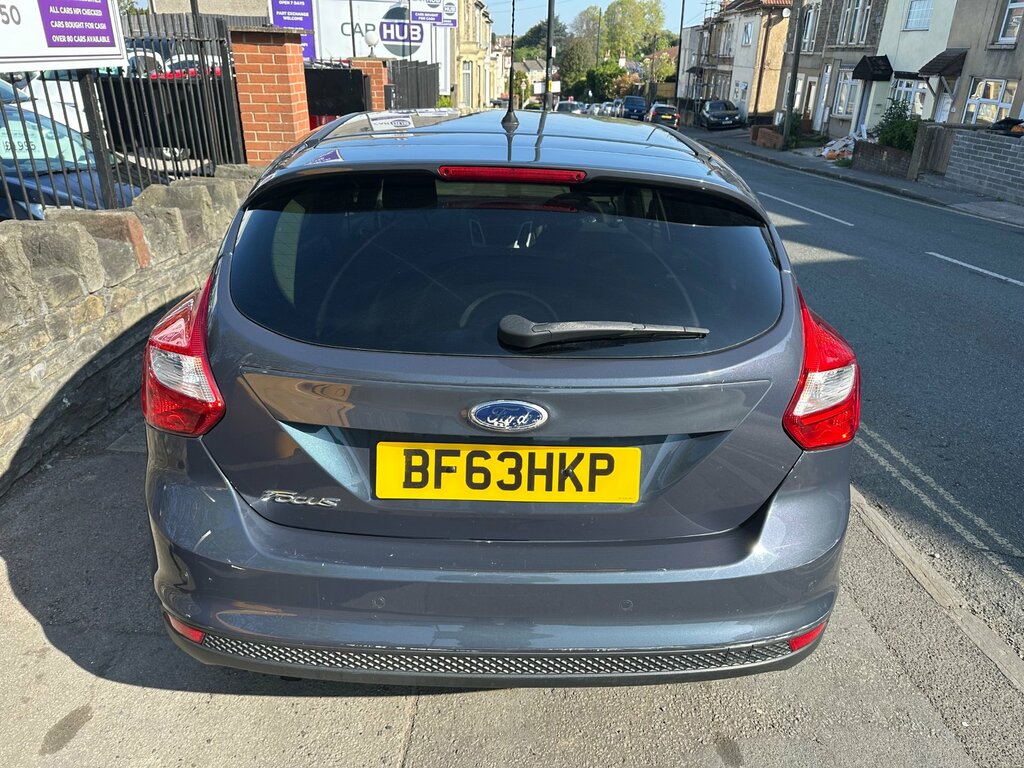 Ford Focus 1.6 Zetec Hatchback Euro 5 105 BF63HKP Grey #5