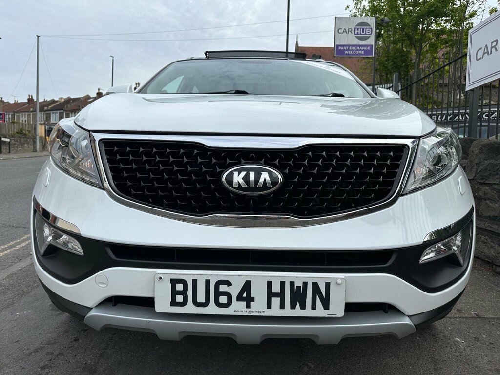 Kia Sportage 1.7 Crdi Ecodynamics 3 Suv 2Wd E BU64HWN White #2