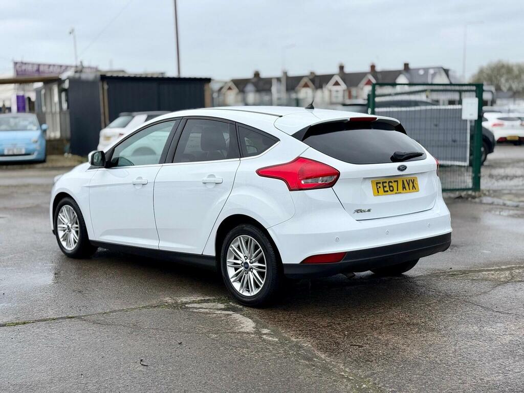 Ford Focus Hatchback 1.5 Tdci Zetec Edition Euro 6 Ss FE67AYX White #4