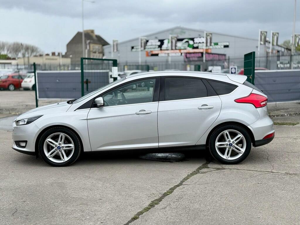 Ford Focus Hatchback 1.0T Ecoboost Zetec Euro 6 Ss 20 FG16FDE Silver #6