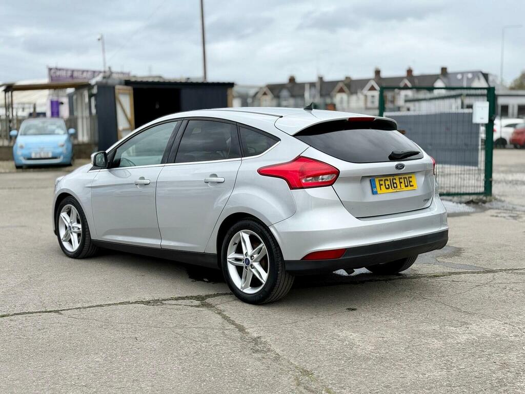 Ford Focus Hatchback 1.0T Ecoboost Zetec Euro 6 Ss 20 FG16FDE Silver #4