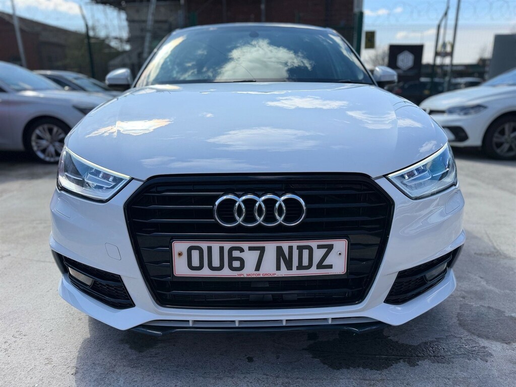 Audi A1 1.6 Tdi Black Edition Sportback Euro 6 Ss OU67NDZ White #3