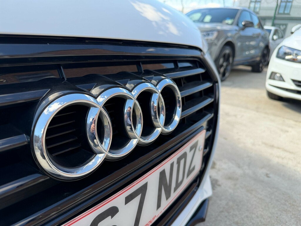 Audi A1 1.6 Tdi Black Edition Sportback Euro 6 Ss OU67NDZ White #5