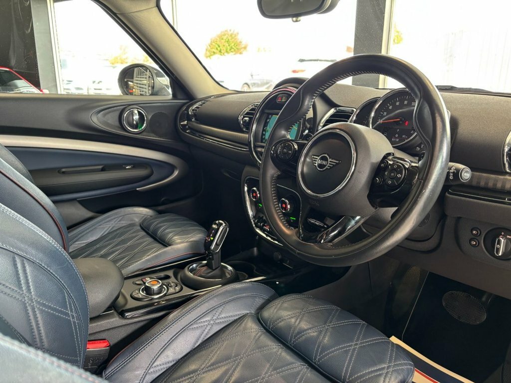 Mini Clubman 2L Cooper S Exclusive OV19VNZ Grey #2