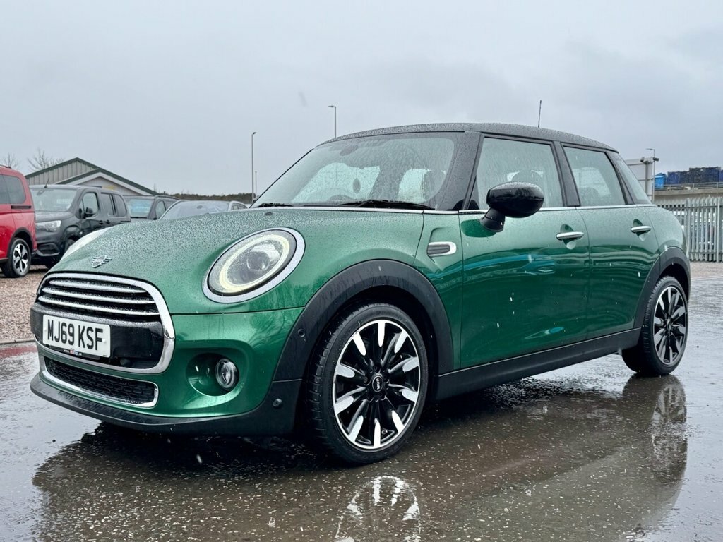 Mini Hatch 1.5L Cooper Exclusive MJ69KSF Green #3