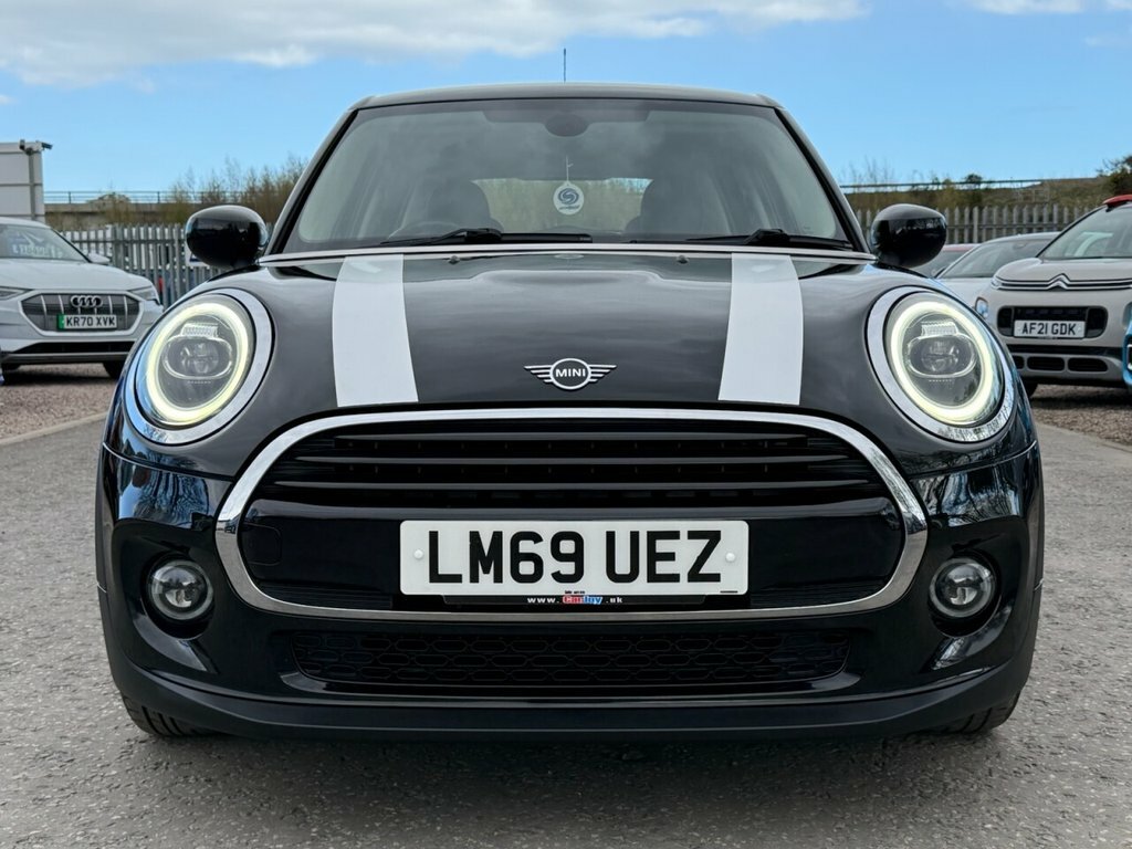 Mini Hatch 1.5L Cooper Classic LM69UEZ Black #2