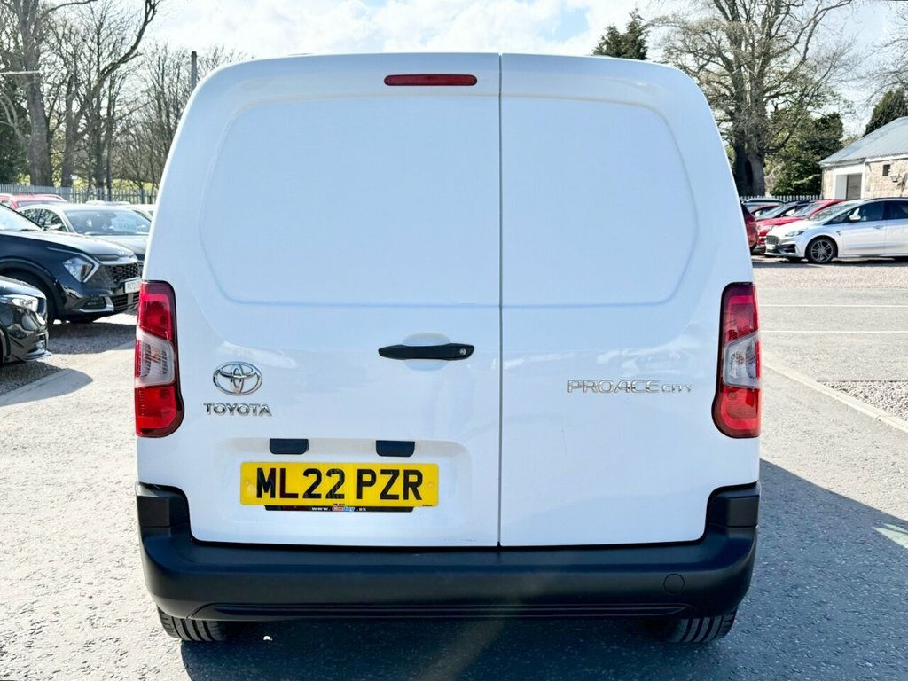 Toyota Proace City 1.5L Active ML22PZR White #6