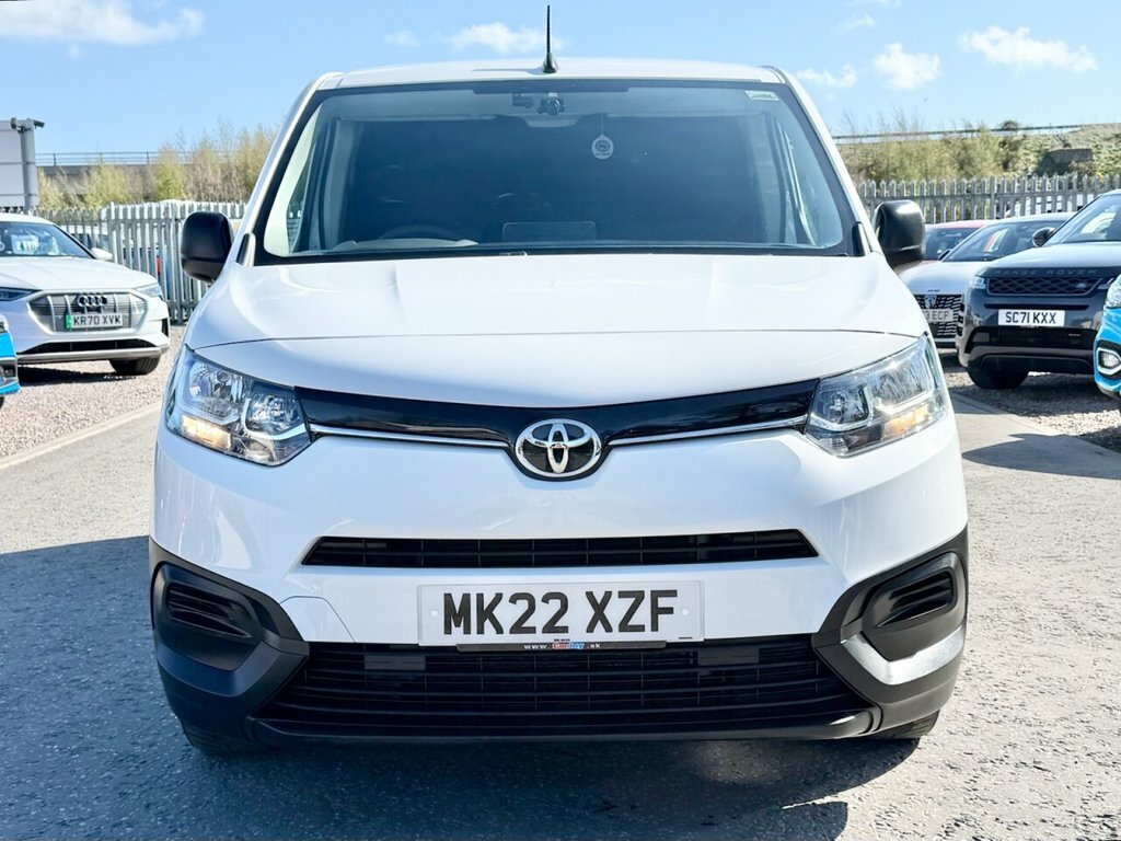Toyota Proace City 1.5L Active MK22XZF White #2