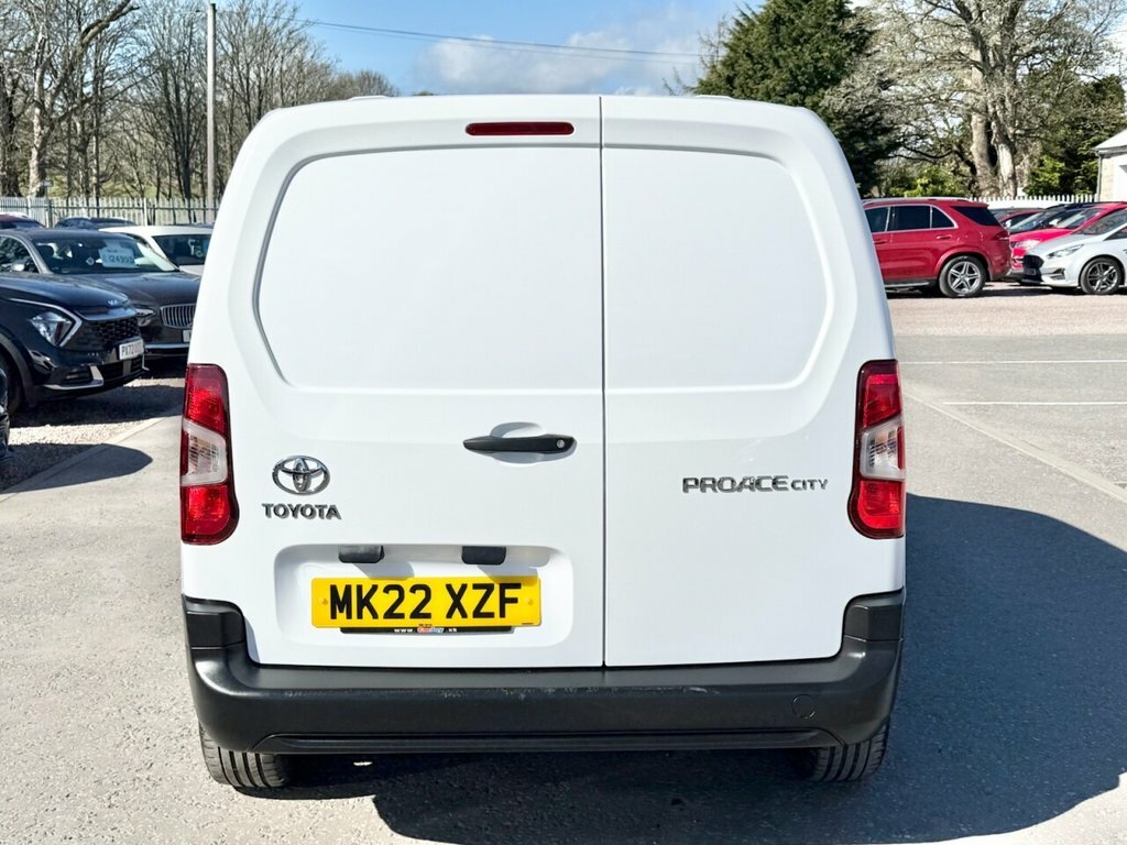 Toyota Proace City 1.5L Active MK22XZF White #6