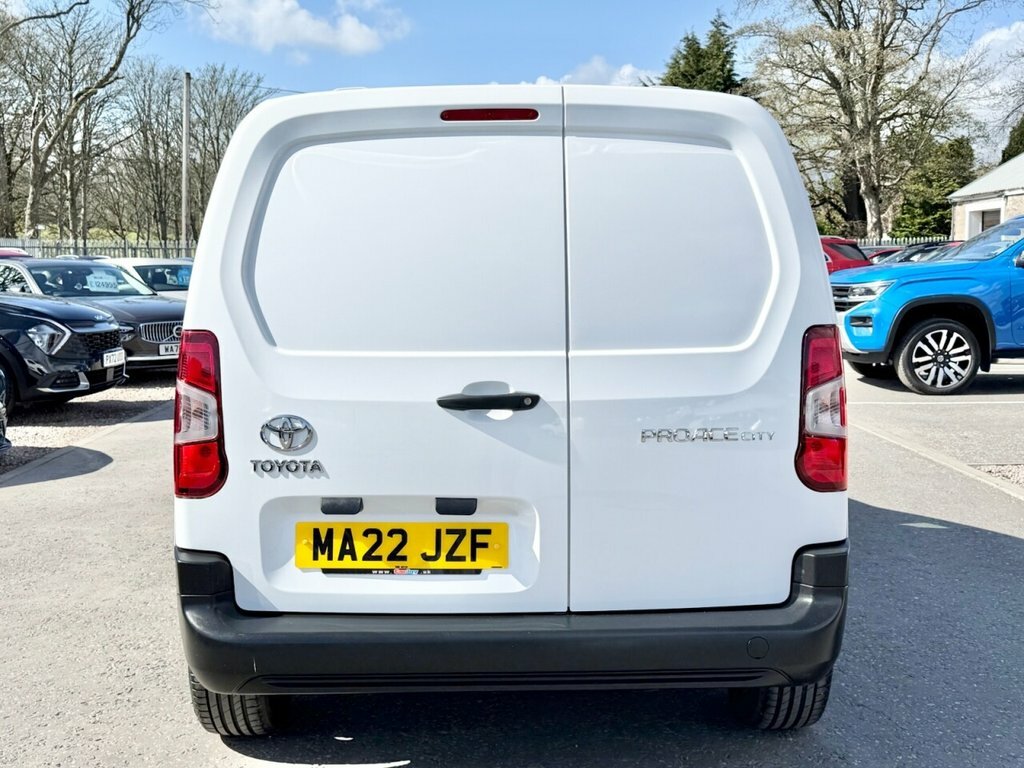 Toyota Proace City 1.5L Active MA22JZF White #6