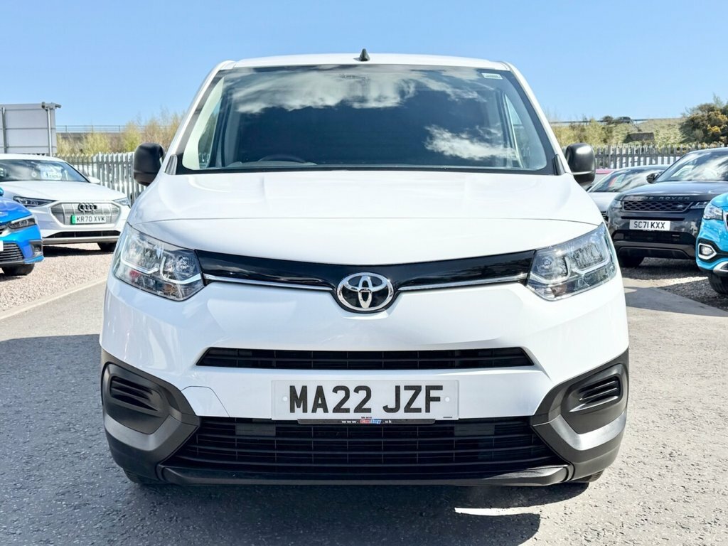 Toyota Proace City 1.5L Active MA22JZF White #2