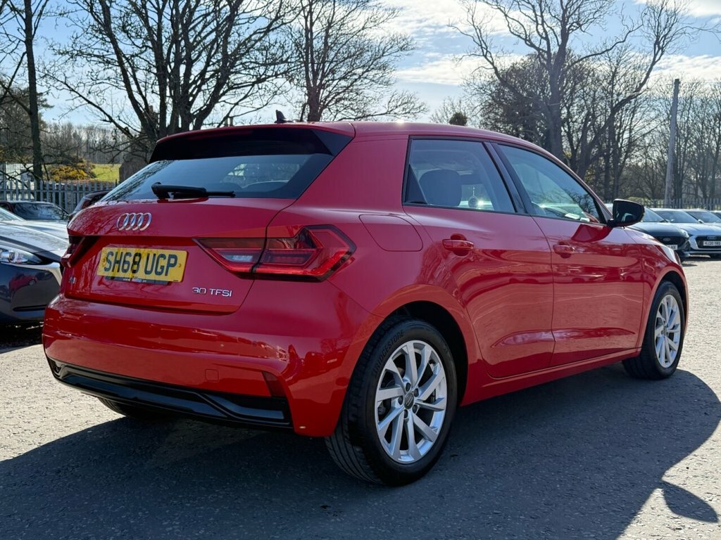 Audi A1 1L Sport SH68UGP Red #4
