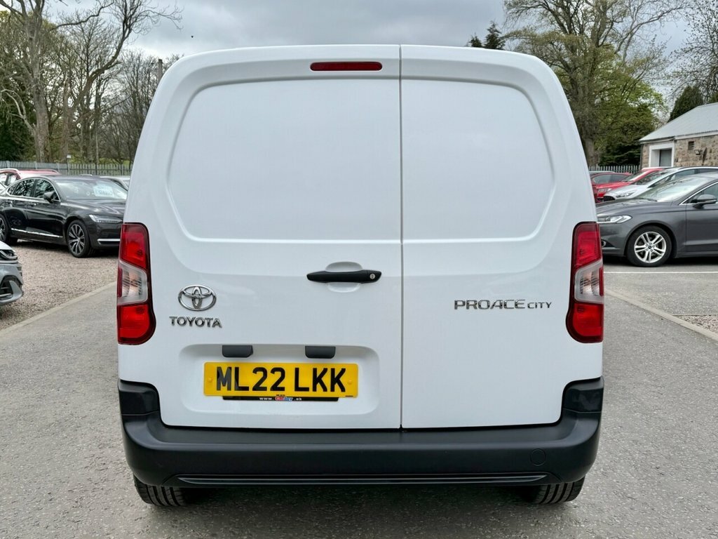 Toyota Proace City 1.5L Active ML22LKK White #5