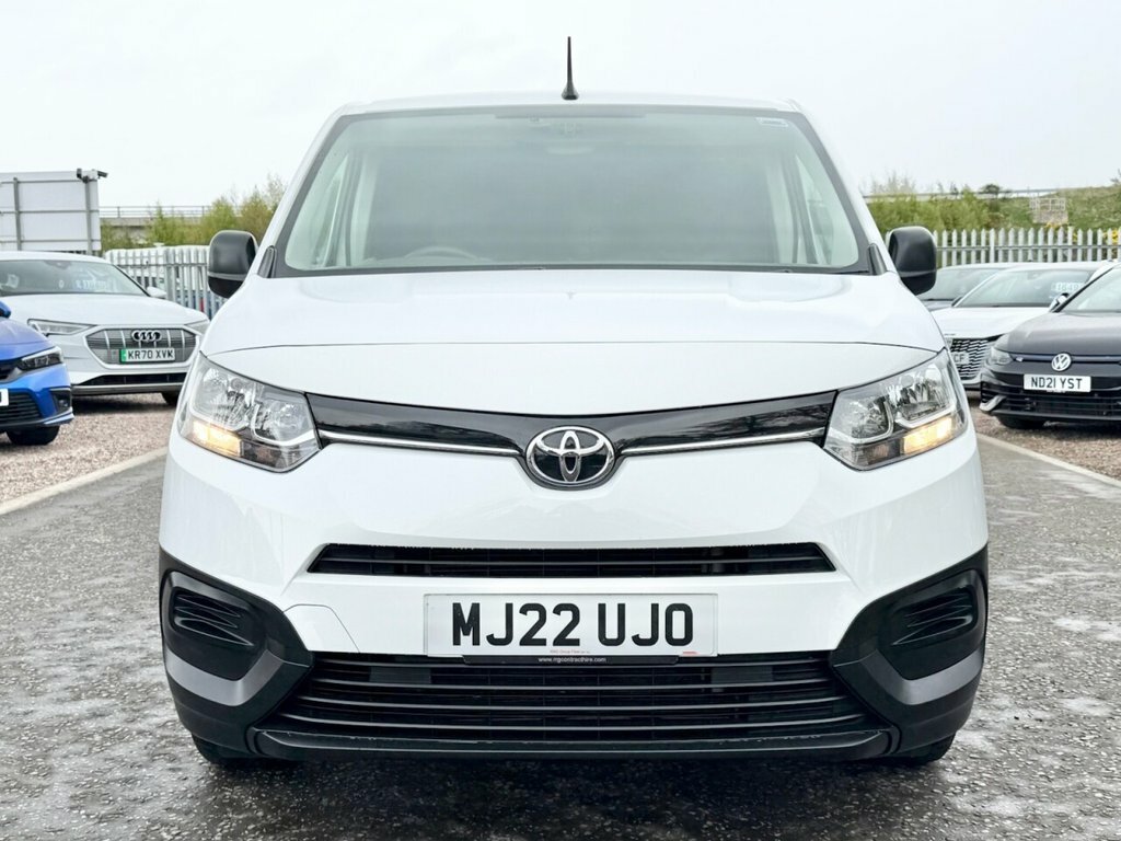 Toyota Proace City 1.5L Active MJ22UJO White #2