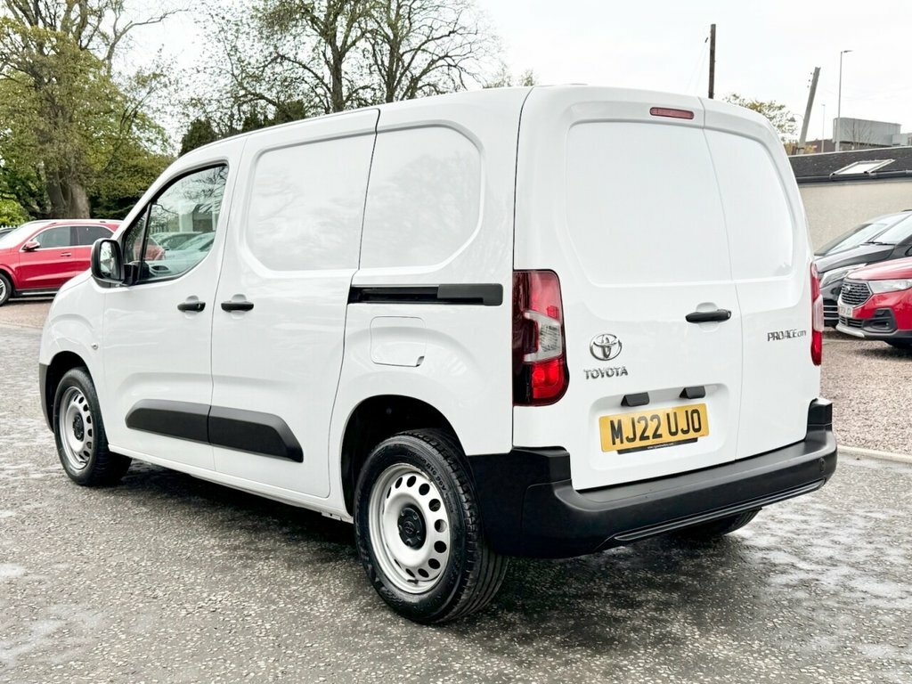 Toyota Proace City 1.5L Active MJ22UJO White #6