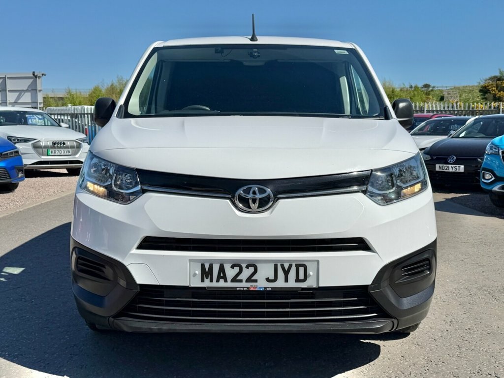 Toyota Proace City 1.5L Active MA22JYD White #2
