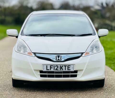 Honda Jazz 1.3H Ima Cvt LF12KTE White #2