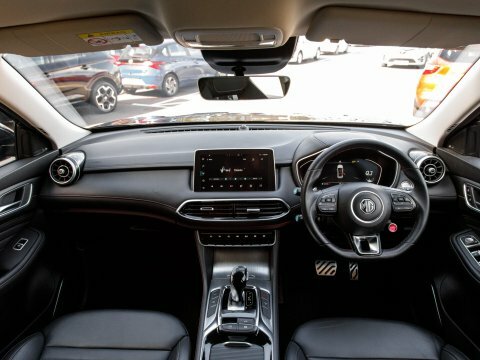 MG HS Suv NG73HYP Black #3