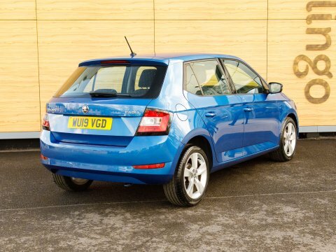 Skoda Fabia Hatchback WU19VGD Blue #2