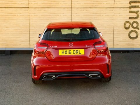 Mercedes-Benz A Class A 250 4Matic Amg Premium Red #6