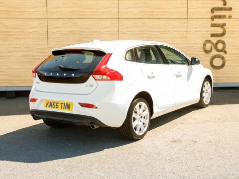 Volvo V40 Hatchback KM66TNN White #2