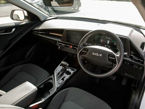 Kia Niro Suv PN23UBH White #4