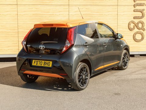 Toyota Aygo Hatchback FD70BHO Grey #2