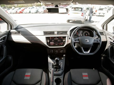 Seat Ibiza Hatchback FV19TVY White #3