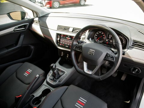 Seat Ibiza Hatchback FV19TVY White #4