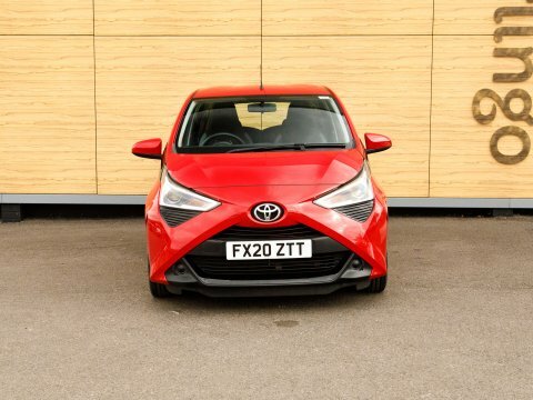 Toyota Aygo Hatchback FX20ZTT Red #5