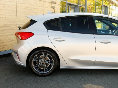 Ford Focus Hatchback BC19LPJ Silver #4