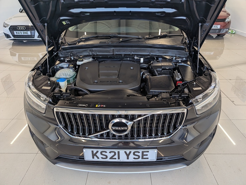 Volvo XC40 T3 Inscription KS21YSE Black #5