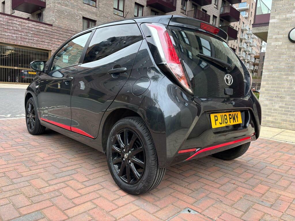 Toyota Aygo 1.0 Vvt-i X-press X-shift Euro 6 PJ18PMY Grey #2