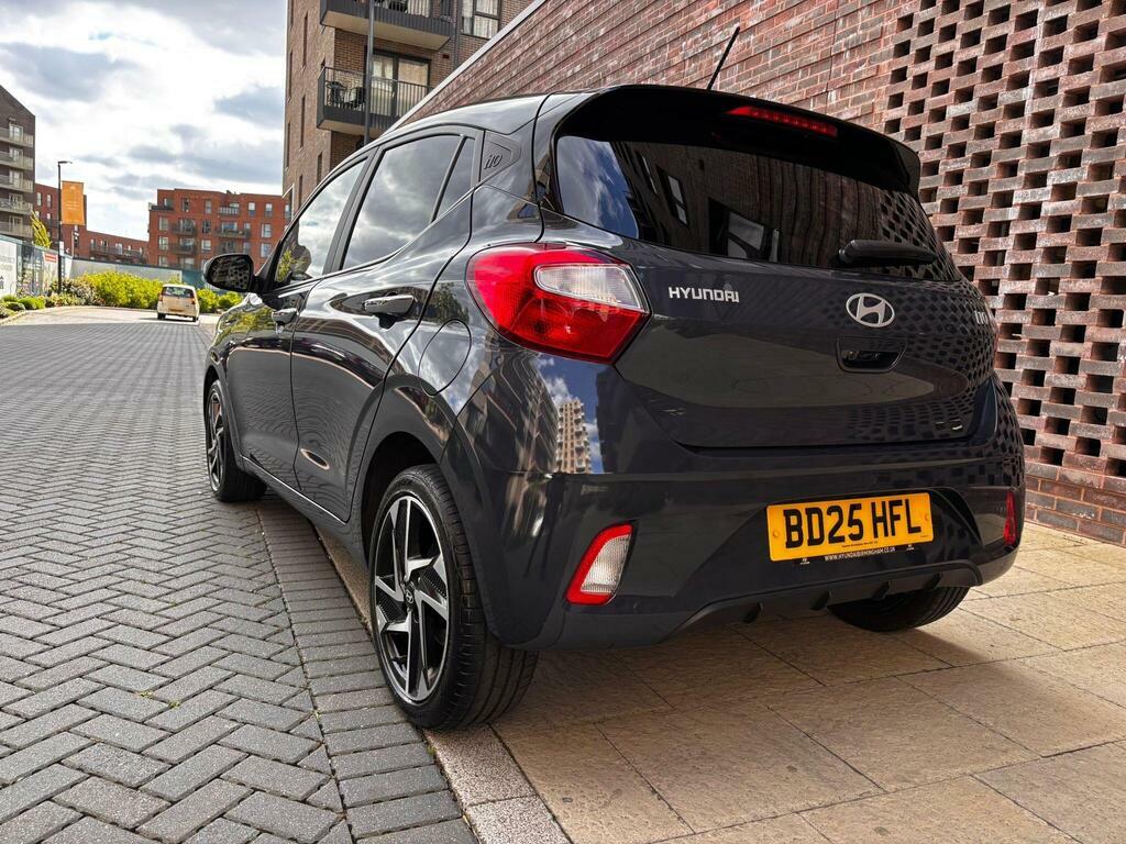 Hyundai I10 1.0 Premium Euro 6 S S BD25HFL Grey #2
