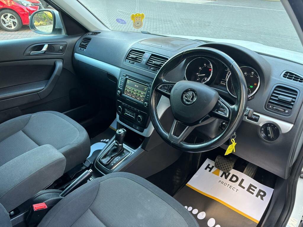 Skoda Yeti 1.2 Tsi Se Outdoor Dsg Euro 5 YE64AHZ White #4