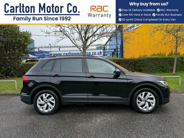 Volkswagen Tiguan Automatic WP22NXY Black #2