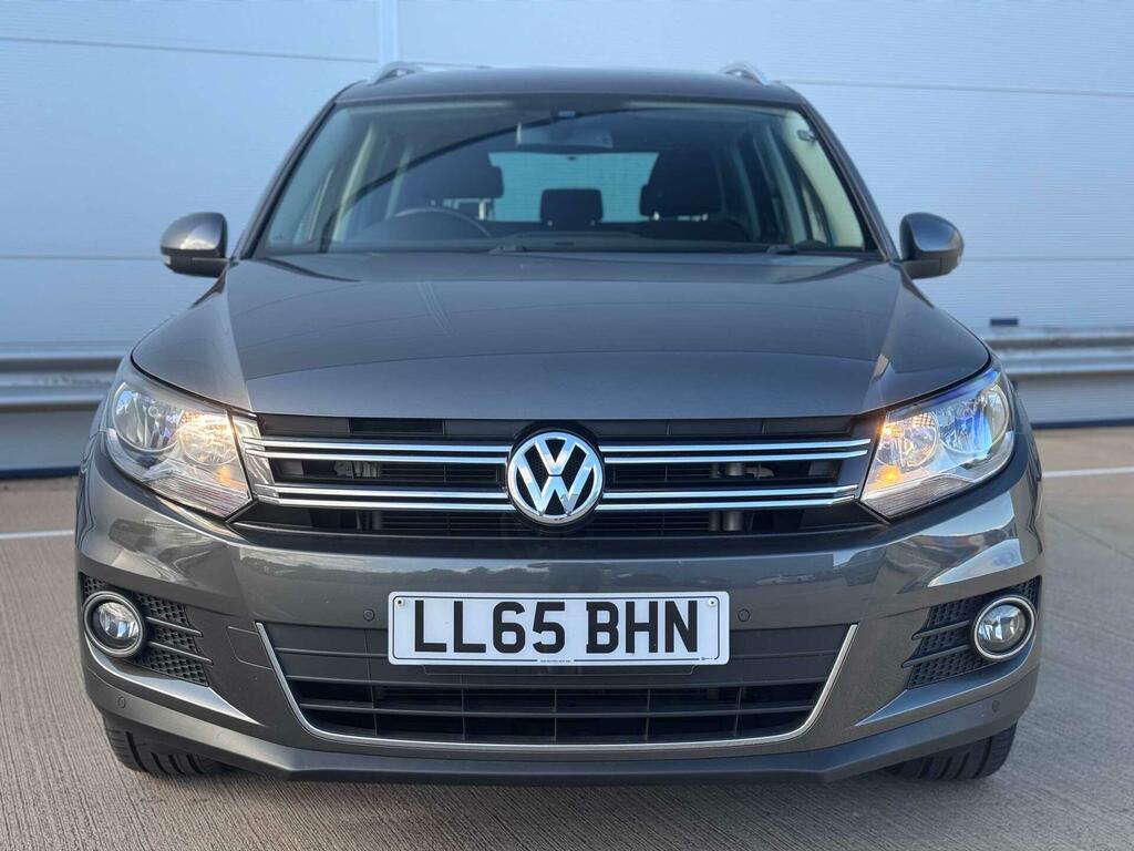 Volkswagen Tiguan 2.0 Tdi Bluemotion Tech Match Edition 2Wd Euro 6 LL65BHN Grey #2