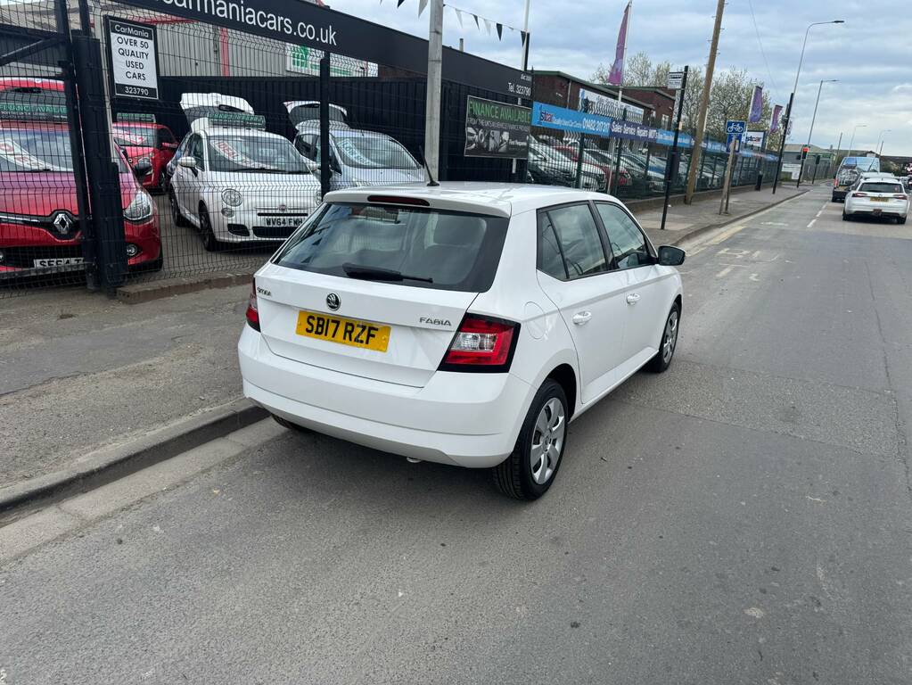 Skoda Fabia 1.0 Mpi 60 S SB17RZF White #5