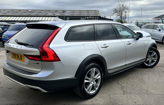 Volvo V90 Cross Country 2.0 D4 Pro Estate Awd Euro 6 S S Silver #3
