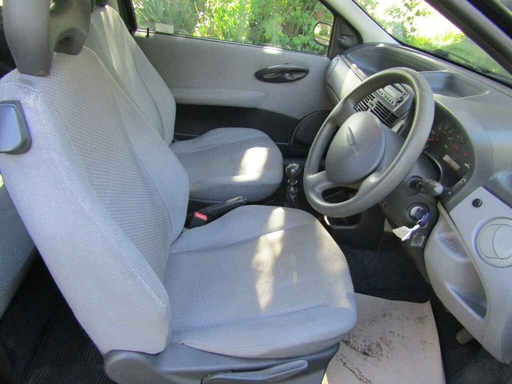 Fiat Punto 1.2 Active Grey #8