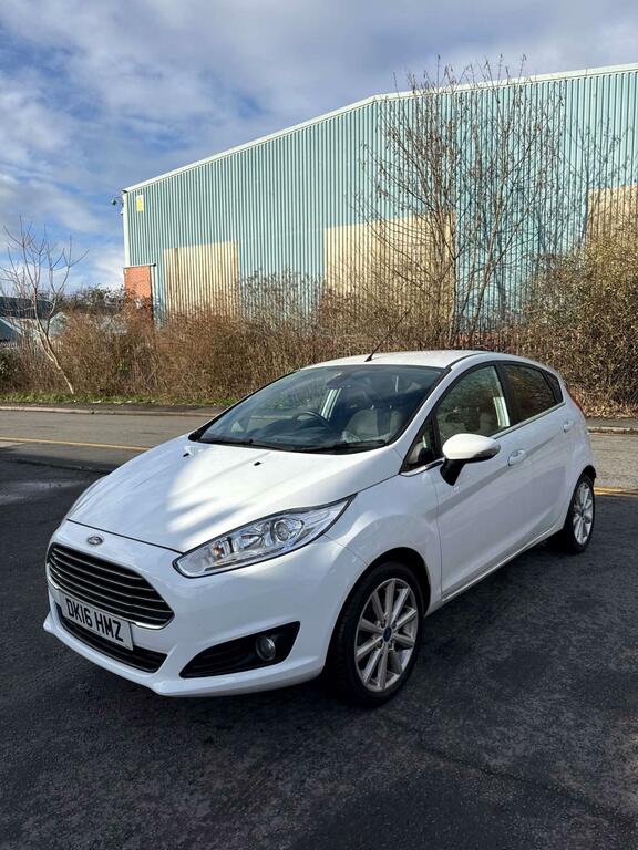 Ford Fiesta 1.0T Ecoboost Titanium Euro 6 Ss DK16HMZ White #3