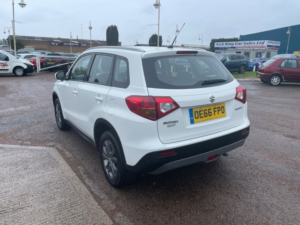 Suzuki Vitara Sz4 OE66FPO White #4