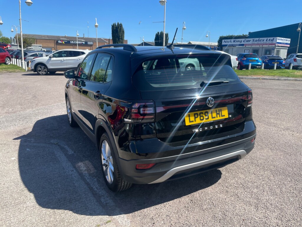 Volkswagen T-Cross Se Tsi LP69LHL Black #4
