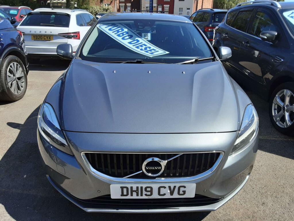Volvo V40 2.0 V40 Momentum Edition D2 DH19CVG Grey #2